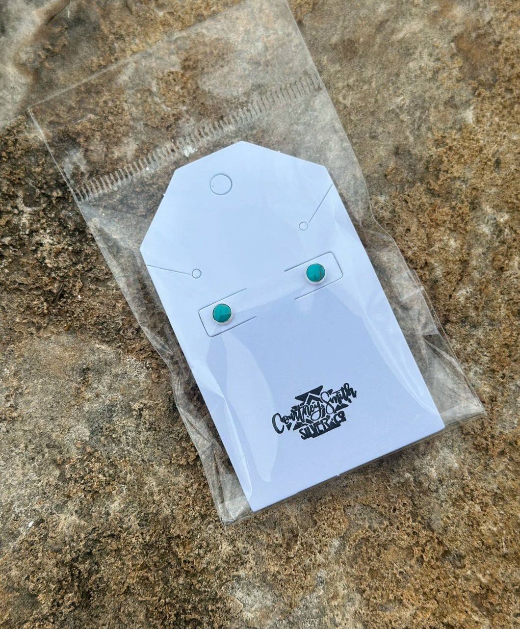 Kingman Studs 4mm