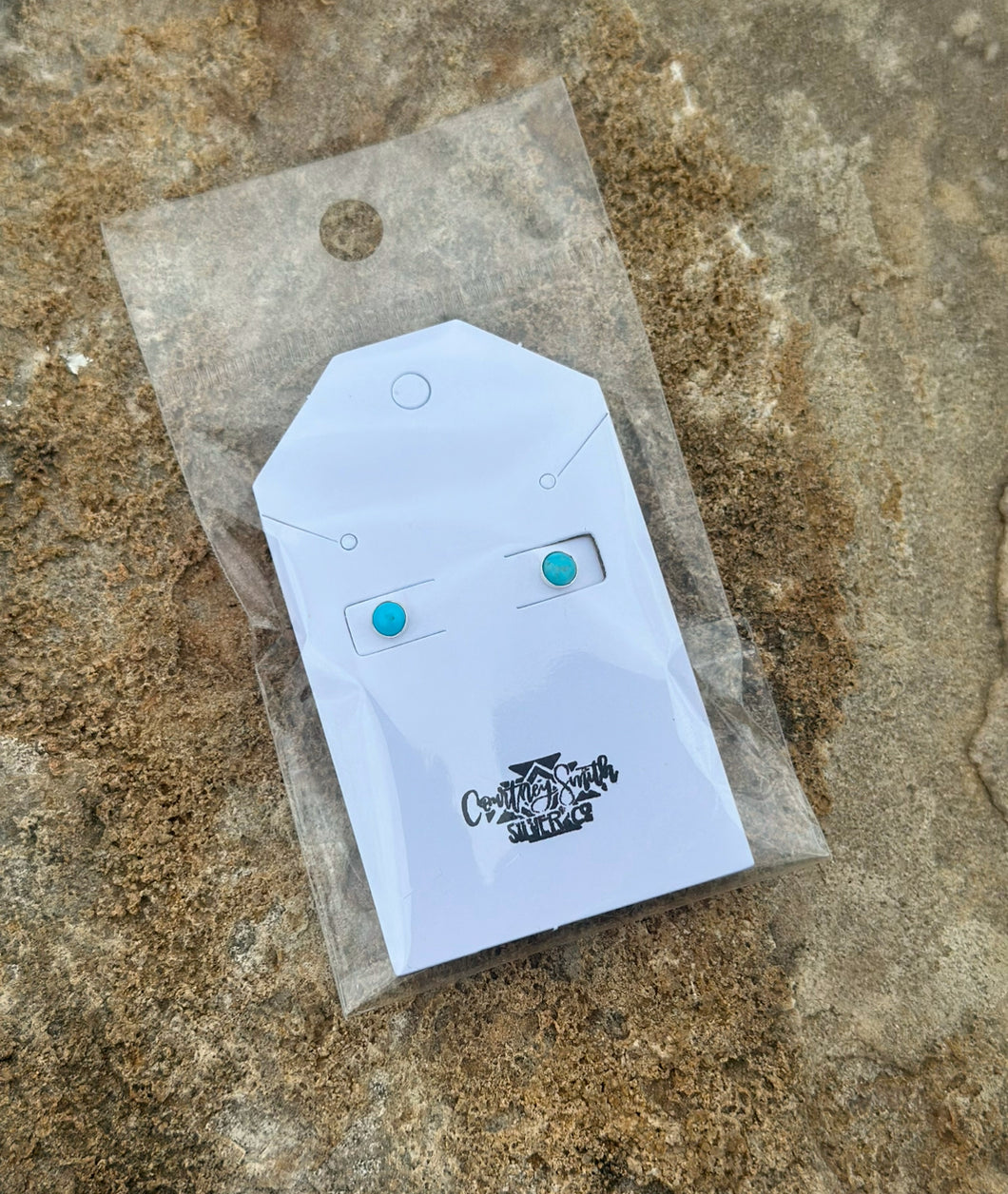 Kingman Studs 4mm